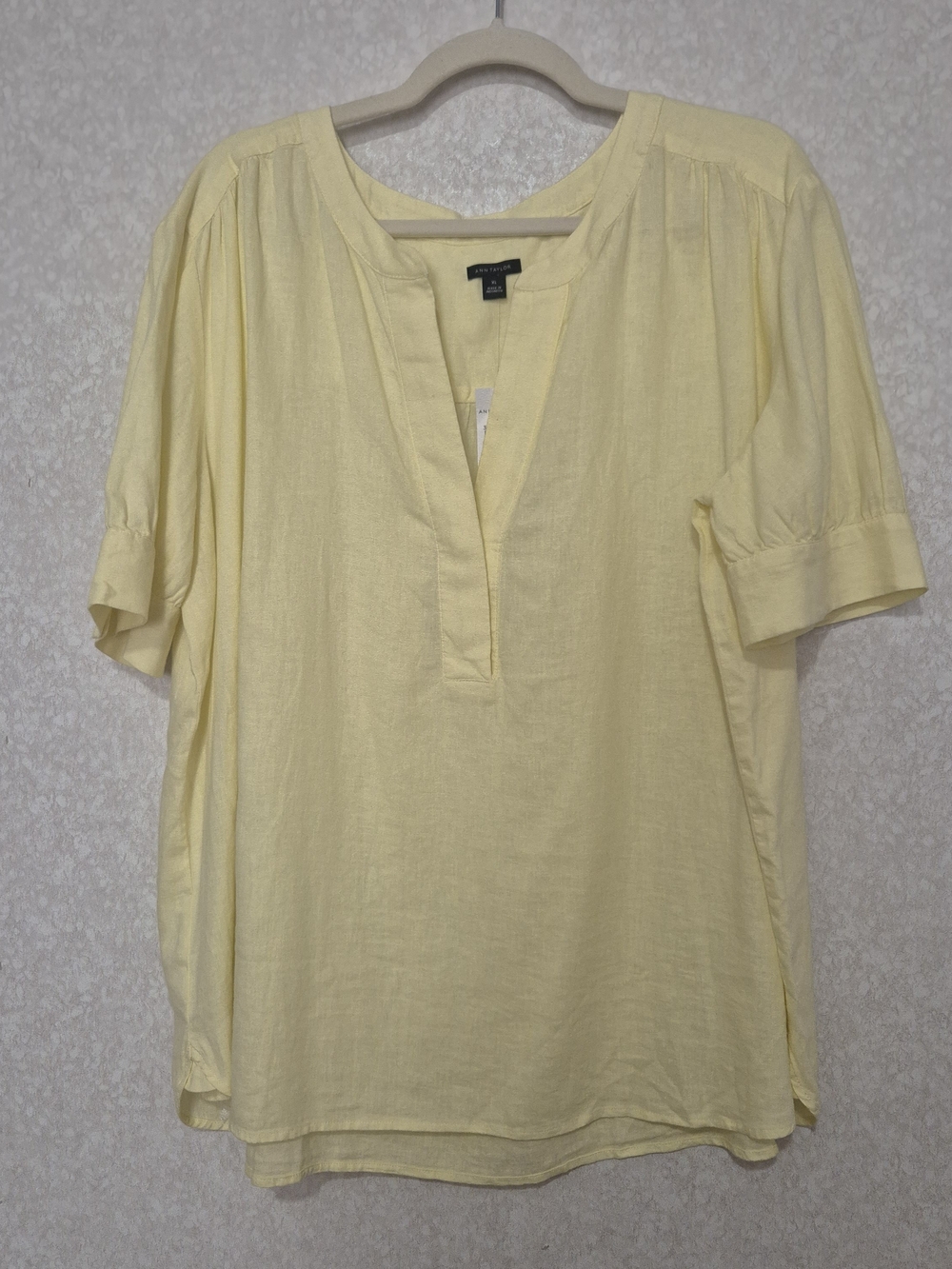 NWT Ann Taylor Pale Yellow Split-Neck Blouse-Size:XL..linen Blend
